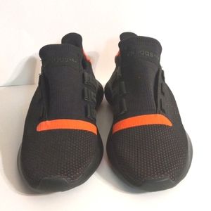 Adidas Tubular Dusk J Size 6.5 Black and Solar Red with Mesh Material